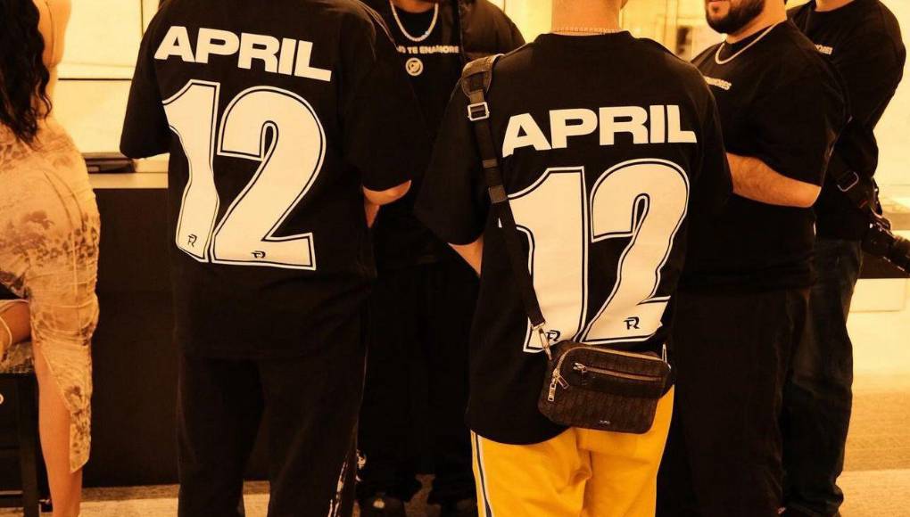 “Sin lugar a dudas, las presentaciones organizadas por Talento Líder prometen una noche inolvidable para el público de Quintana Roo, con el ritmo contagioso de Fuerza Regida, de enfoque romántico y la alegría contagiosa de las cumbias. Recuerden que las puertas se abrirán a las 7 de la noche para disfrutar de un espectáculo que se presentará en un escenario artístico de 360 grados, permitiendo a los asistentes disfrutar desde cualquier ángulo”, finalizó la agencia en su comunicado.