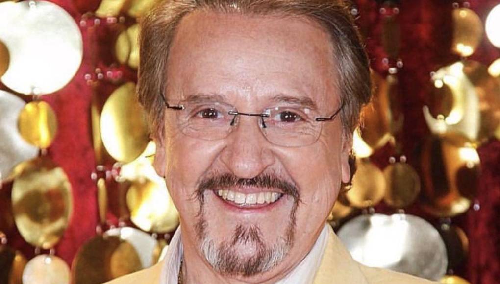 Según la información publicada en una página de Facebook denominada Coleccionistas y Autógrafos, la convivencia con “Kiko” tiene un costo de 2 mil 950 pesos mexicanos, cerca de 200 dólares.