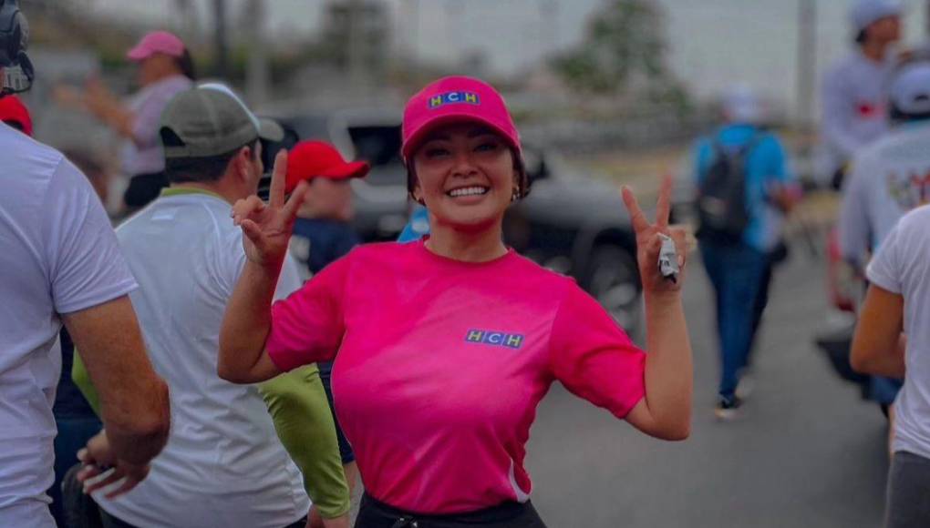 La reconocida presentadora de televisión Milagro Flores se unió este día al desafío de Shin Fujiyama de recorrer 250 kilómetros en apoyo a la reconstrucción de la Escuela Experimental de la Universidad Nacional Autónoma de Honduras (UNAH).
