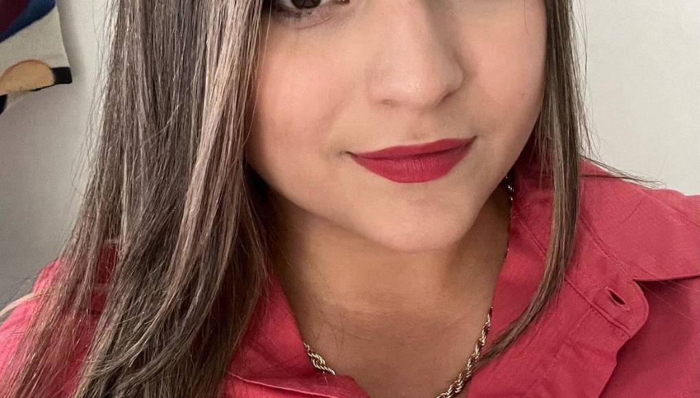 Pese a su salida, la periodista no anuncia el nuevo medio de comunicación en que labora.