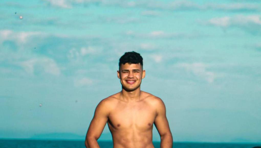 Junior, candidato a míster Honduras Humanidad Atlántida 2024.