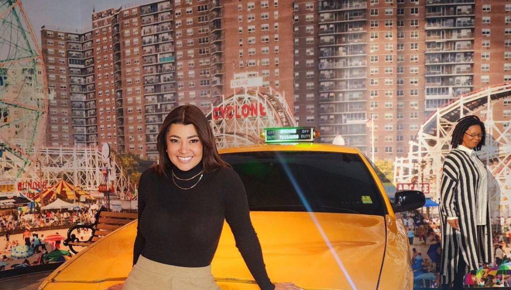 La reconocida presentadora de televisión Milagro Flores se encuentra disfrutando de sus vacaciones en Estados Unidos, en ese sentido, visitó el el Museo Madame Tussauds de Nueva York. 