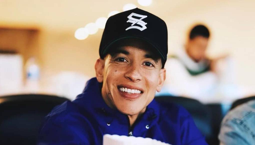 ”Yo construí mi Torre de Babel, yo construi una torre que llegaba hasta el cielo, yo dije yo voy para encima, a mi nadie me detiene yo creyéndome y Dios mirándome así, hijo mio ja”, manifestó.