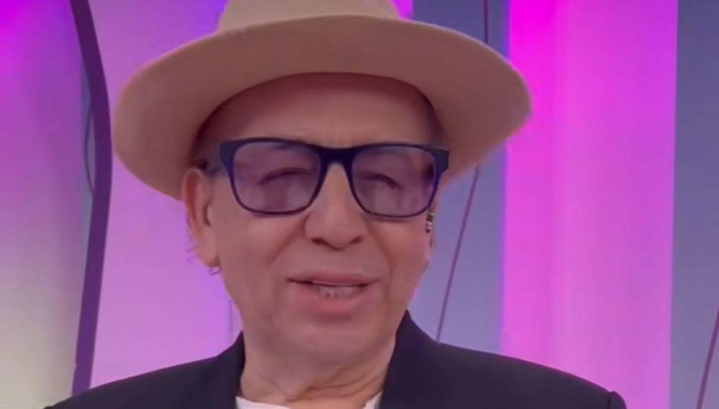 ”Obvio a mi nunca me han regalado chocolate porque no soy mujer, además no me gusta porque engorda y ella no sabe que a mí no pega nadie y yo me acuesto con quien quiero de gratis”, dijo Miguel a A lejandra Rubio.