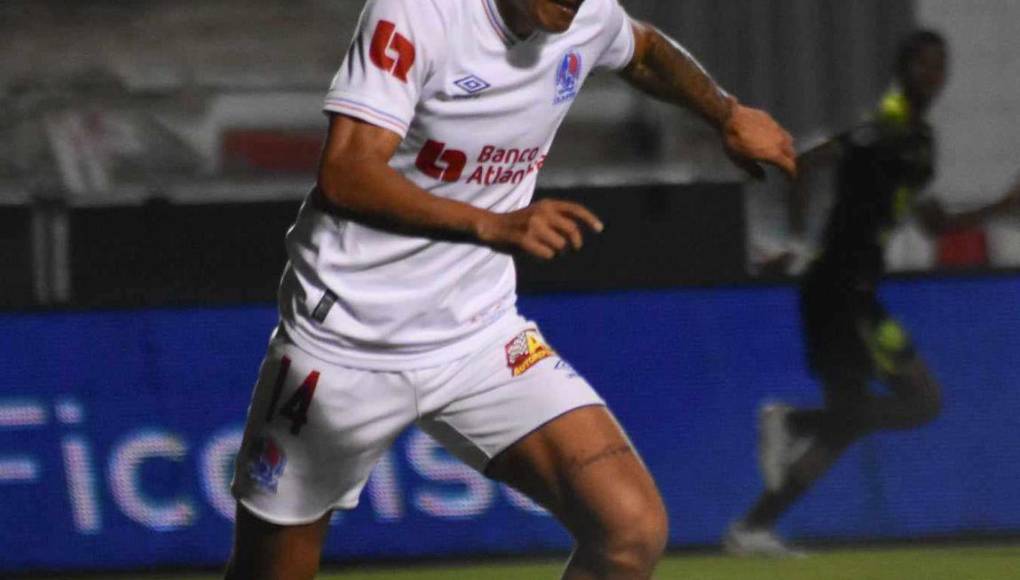 Defensa: Andy Nájar, es uno de los favoritos para arrancar de titular ante los Azules. Sería su primer clásico como jugador de los Albos.