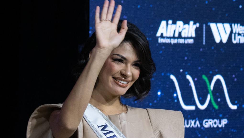 En cuanto a a qué sentimientos la embargan al visitar a un país que le acerca tanto a su “Nicaragua querida”, Palacios contó que a su llegada a Costa Rica, una mujer, de nombre Yessenia, le dio el regalo más hermoso desde que se encuentra fuera de su país, y fue el de “tortillas con queso”.