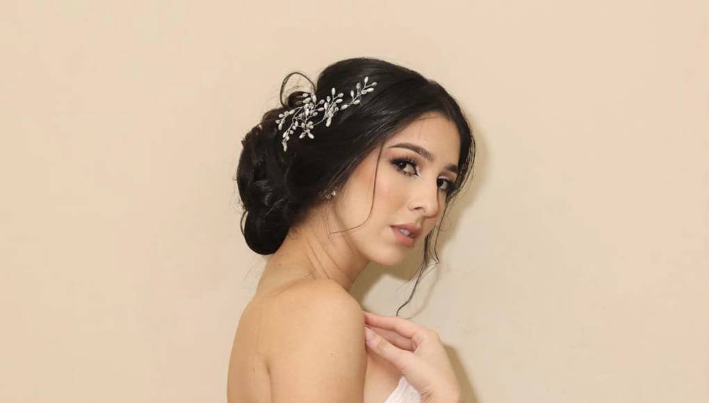 Celia contrajo matrimonio recientemente con Lucas Reyes, por lo que está viviendo una de sus mejores etapas, muy feliz y enamorada mientras obtiene el éxito en su carrera profesional. 