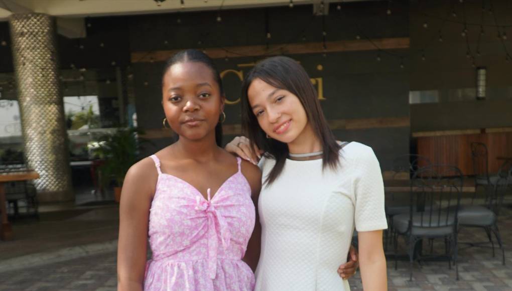 Grace Batiz y Fabioly Hernández