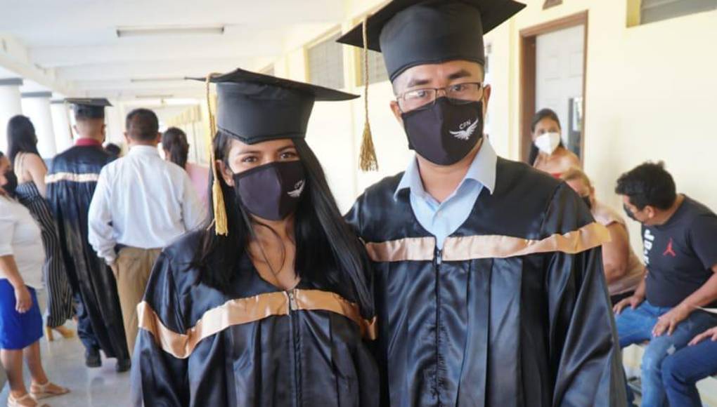 Centro Politécnico del Norte gradua a 55 estudiantes