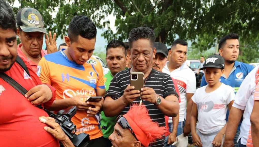 Así sufrió y lloró el descenso del Vida a Segunda División del fútbol hondureño. 