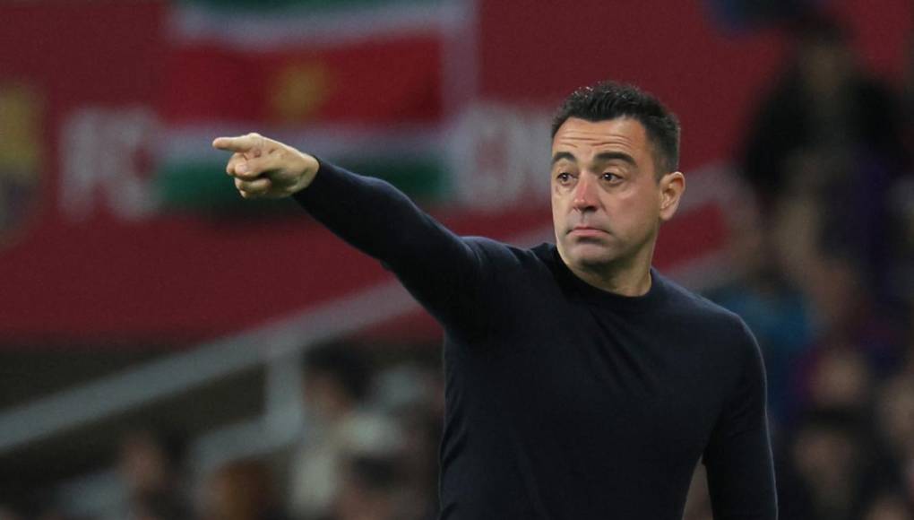 El técnico había señalado las dificultades financieras del club que impedían reforzar al equipo, al contrario que sucedía en otros clubes de la élite europea, como el Real Madrid.