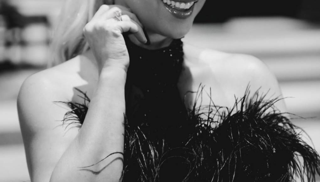 López vivió un romance con Fonsi entre 2003 y 2009, sobrevivió al cáncer de mama, luego se unió con el bailarín español Toni Costa y nació su hija Alaïa, quien acaba de cumplir 9 años.