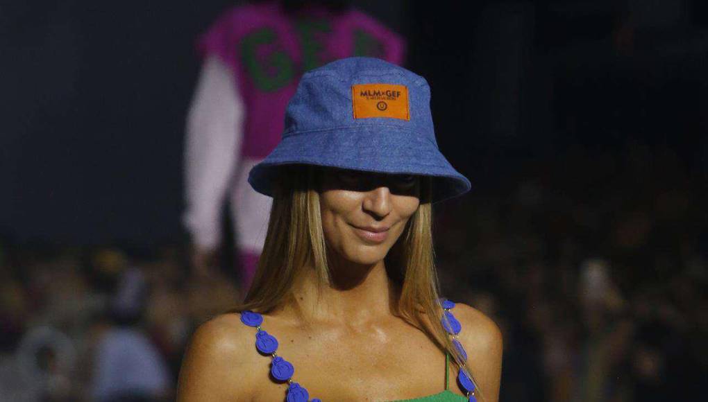 Maluma presenta su moda sin género