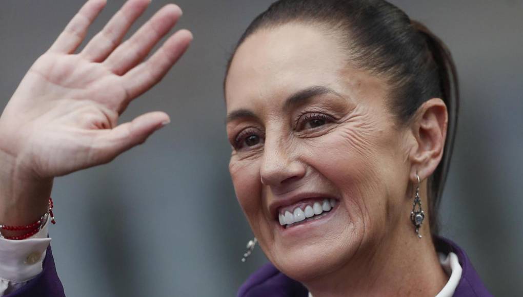 Temple y discreción han marcado la actuación de <b>Sheinbaum</b>, cuyos abuelos llegaron a México desde Bulgaria y Lituania huyendo de la Segunda Guerra Mundial. 