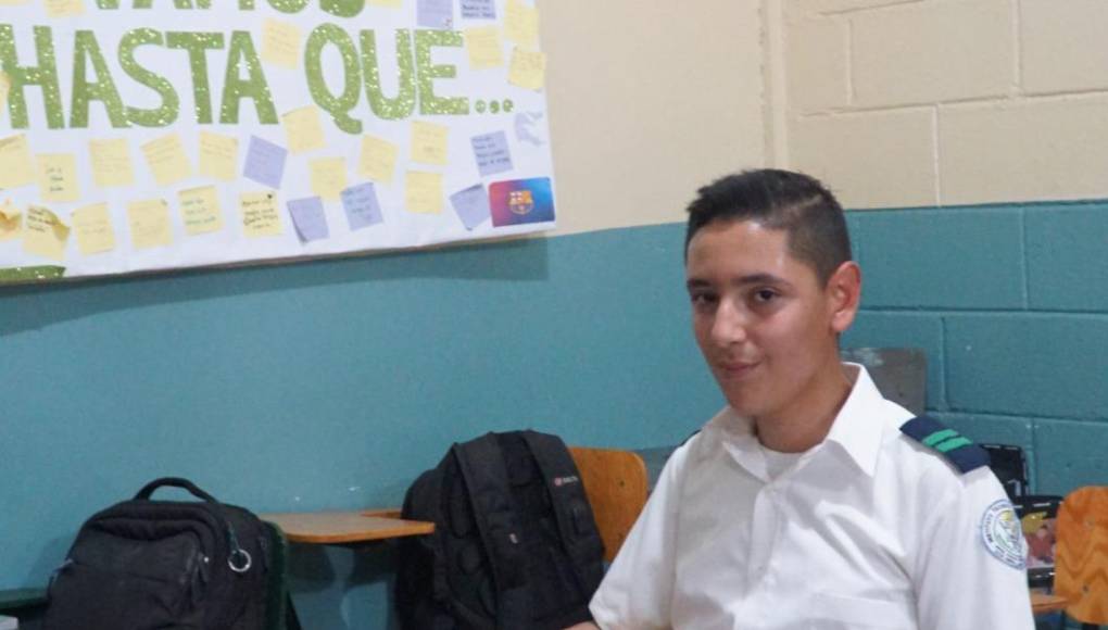 Para José Núñez el éxito de sus notas se debe al esfuerzo y dedicación de aprende algo nuevo cada día y de querer aprovechar las oportunidad que su madre y familiares le brindan, sueña con ser todo un ingeniero civil.