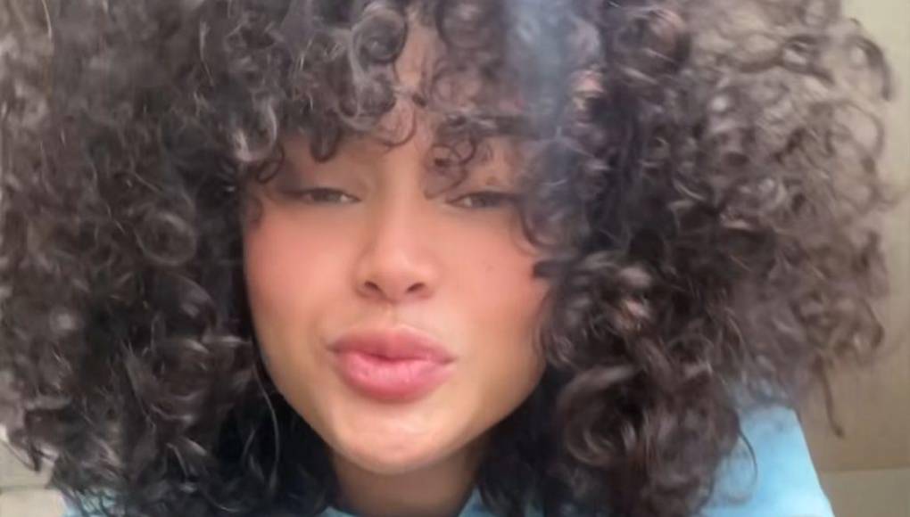 Sin embargo, ahora la también llamada “Leona de Honduras” presume su nueva era en redes sociales, una vida saludable y de mucho entrenamiento. 