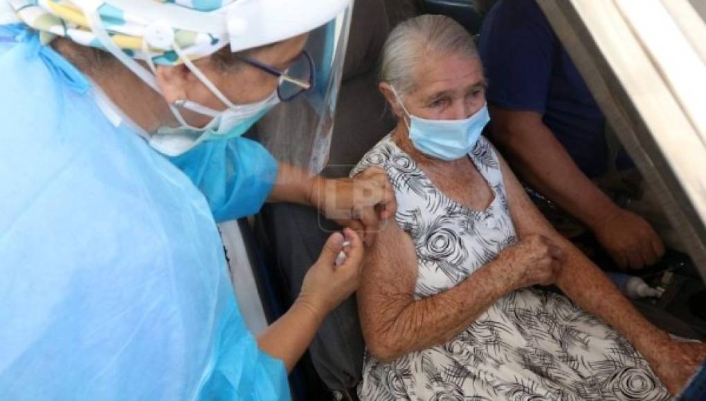 Honduras ha aplicado 221,000 dosis de vacuna anticovid