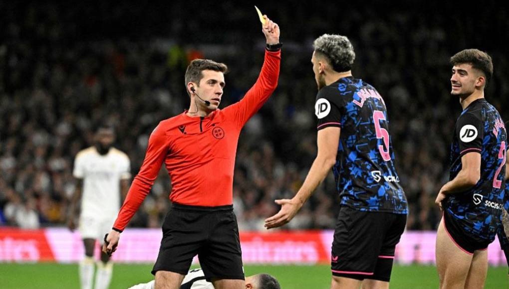 El ex árbitro Estrada Fernández abrió un debate sobre los arbitrajes al Real Madrid. Estrada publicó en su cuenta de X un mensaje en el que se planteaba la posibilidad de repetir este partido.