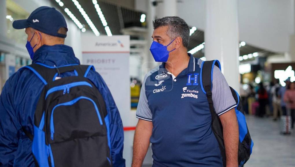 Honduras partió rumbo a Curazao; Diego Vázquez prescindió de siete futbolistas