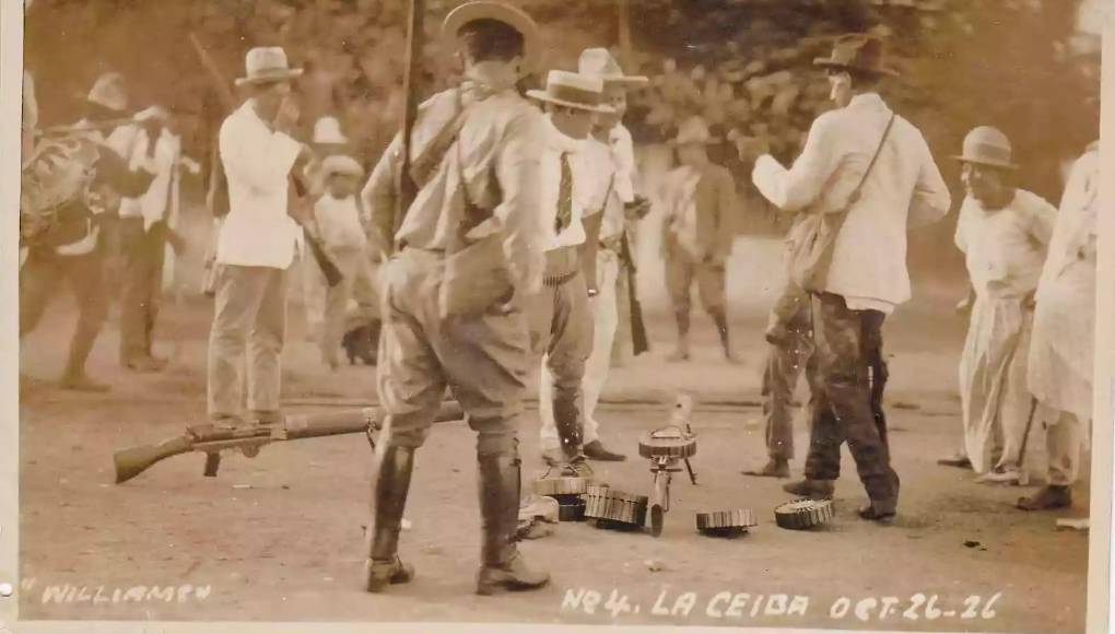 Los reclusos robaron muchas armas a la policía para poder combatir y huir ya que se quejaban que eran torturados en la cárcel. 