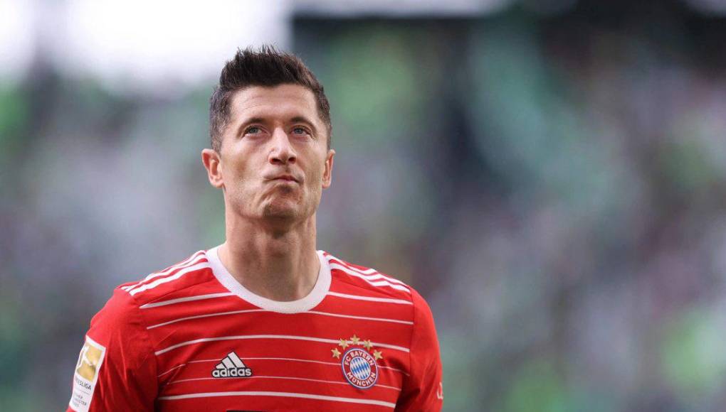 Todo apunta a que Lewandowski, dados sus números, logros y éxitos, era el claro favorito para levantarlo cuando aún jugaba en el Bayern Múnich.