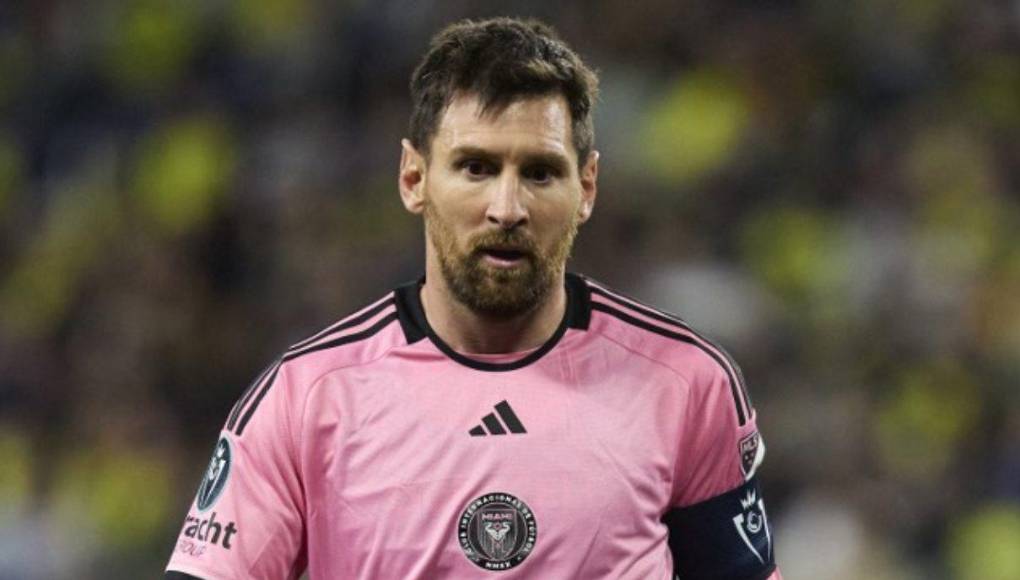 Prensa internacional ha revelado los tres motivos por los que Messi no estuvo ni en la banca en el Inter Miami vs CF Montréal. 