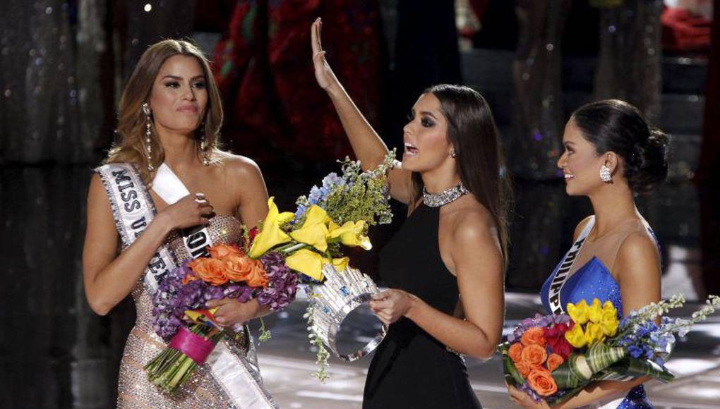 Las dos finalistas no pudieron disfrutar del título obtenido como es usual en ese tipo de concursos. Por un lado a la colombiana le quitaron la corona y a la filipina se la dieron por ventanilla. La nueva Miss Universo nisiquiera pudo realizar su primer desfile como la nueva mujer más bella del mundo, porque los organizadores del certamen decidieron terminar la transmisión para no causar más controversia.