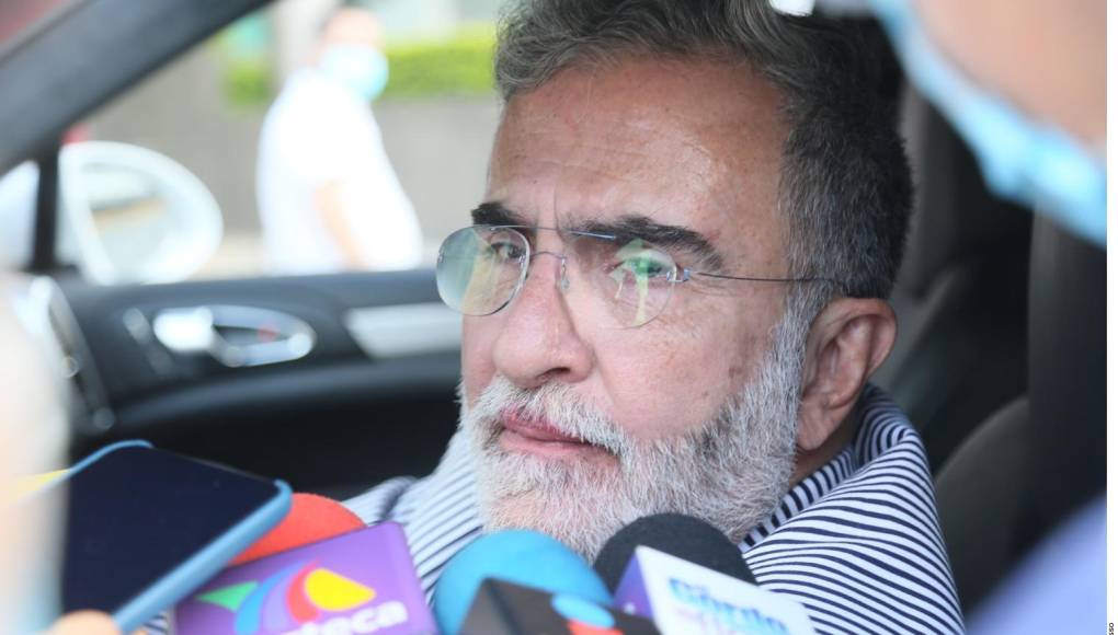 Vicente Fernández Jr. reacciona a los rumores sobre la conexión de su familia con el narcotráfico