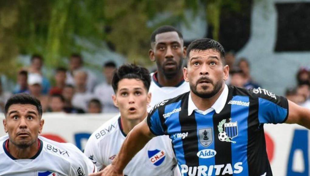 Una situación bastante polémica se reportó desde el Liverpool de Uruguay con el despido inmediato del defensor Miguel Samudio luego de que intentara ‘bajarle’ la novia a uno de sus propios compañeros.