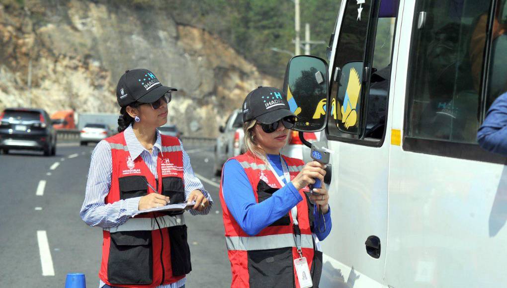 Las instituciones que integran la Comisión Nacional de Prevención de Movilizaciones Masivas (Conapremm) también comenzaron los operativos en las diferentes salidas de la capital.