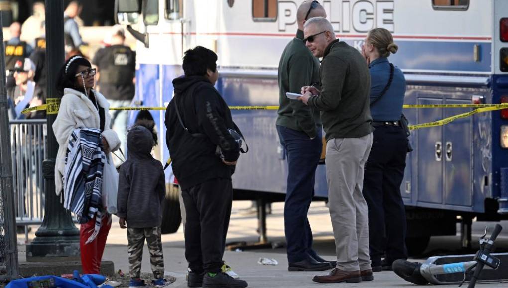  “Corran que sigue disparando”, decía una de las víctimas que tras escuchar los primeros disparos se 