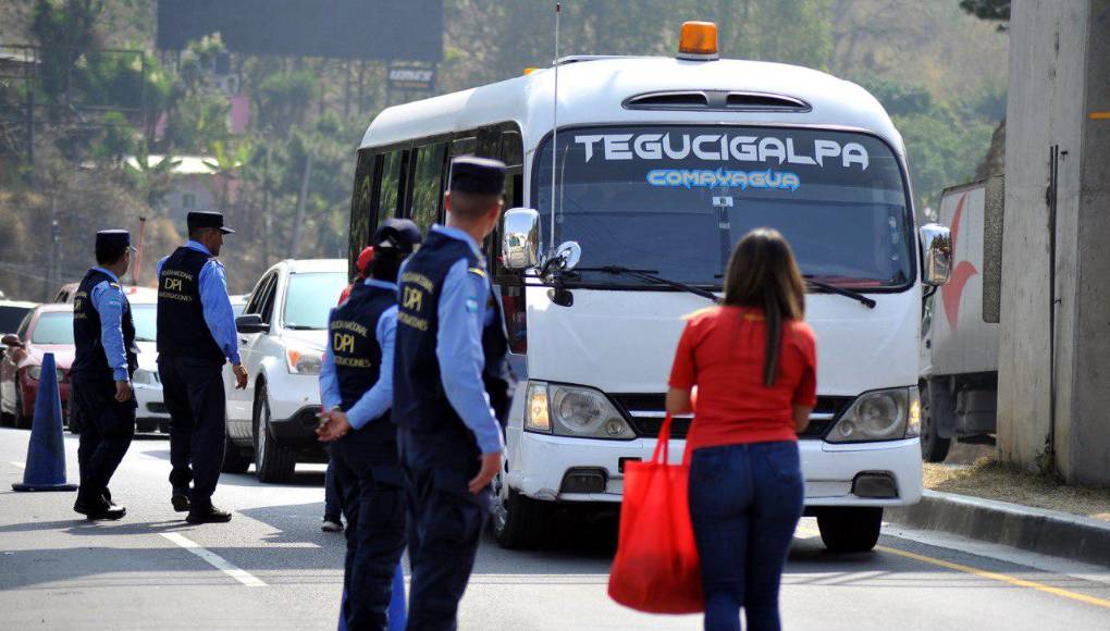 Hondureños inician excursiones en vacaciones de Semana Santa