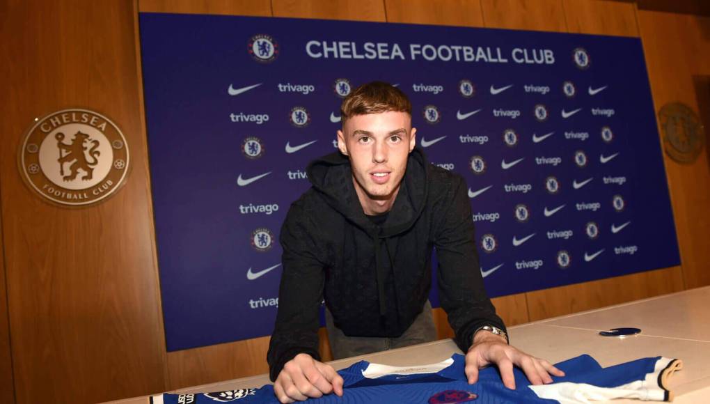 Cole Palmer (21 años y 345 días) es el cuarto jugador más joven en lograr un poker en la era Premier League, sólo por detrás de Michael Owen (18 años y 314 días), Robbie Fowler (20 años y 167 días) y Yukubu Aiyegbeni (21 años y 175 días).