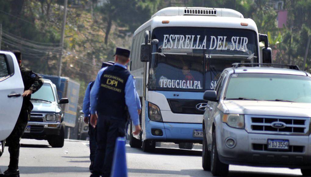 Hondureños inician excursiones en vacaciones de Semana Santa