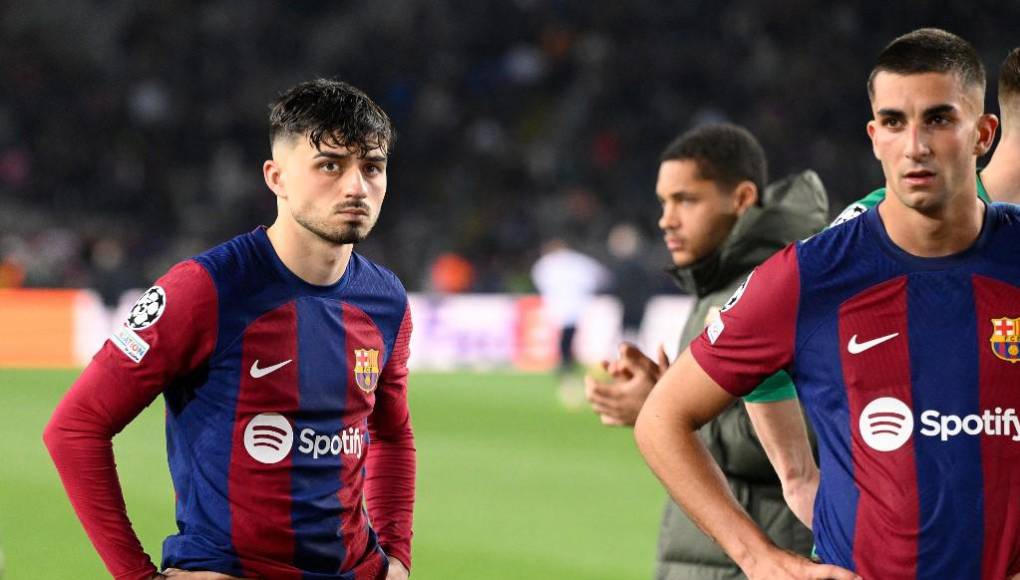 En esa línea, se complementó que la pelea ocurrió cuando “entre jugadores, cuerpos técnicos y efectivos de asistencia y de seguridad, se formó <b>un tumulto con más de sesenta personas</b>“.