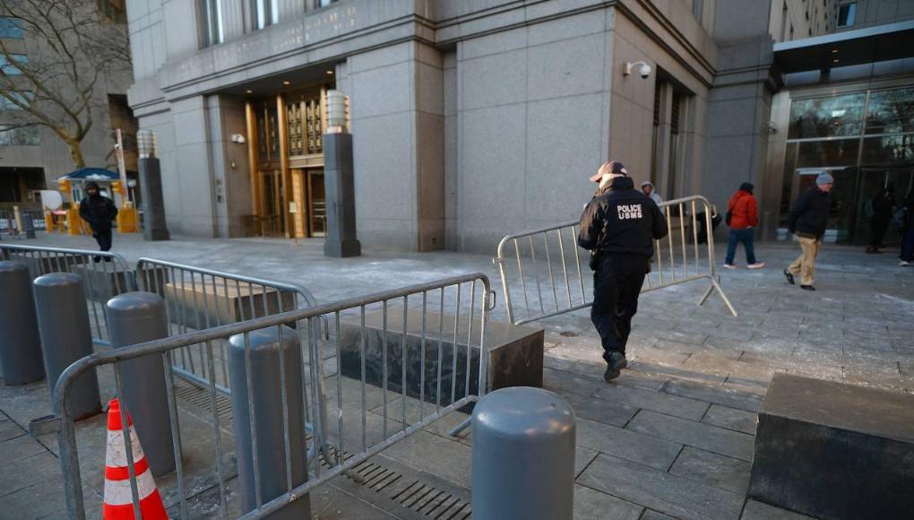 Desde entonces, ha estado esperando por su juicio en la fría cárcel de Brooklyn , el recinto destinado para los acusados por narcotráfico de Honduras.