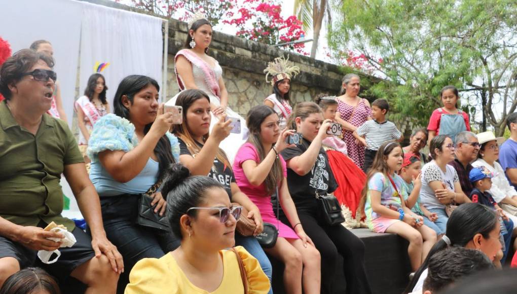 El edil afirmó que Copán Ruinas se caracteriza por ser un destino seguro y que tiene una oferta de más de 1,400 camas en hoteles de diferentes categorías para todo tipo de preferencias.