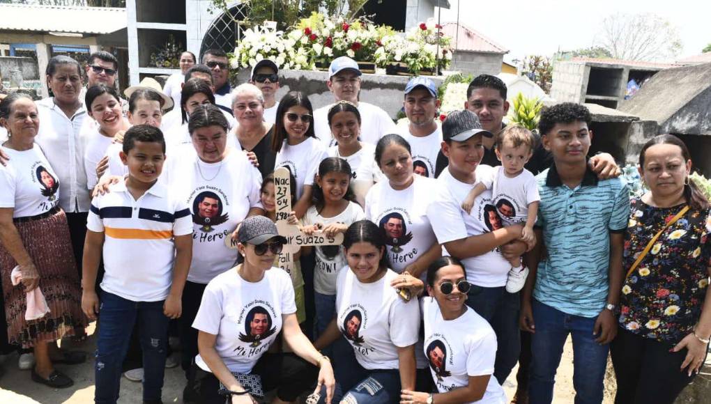 “Desde un principio hubieron conflictos no creados por mí, pero Maynor era una persona que siempre decía, baby yo soy un hombre de paz y no de guerras”, agregó la acomgojada mujer.