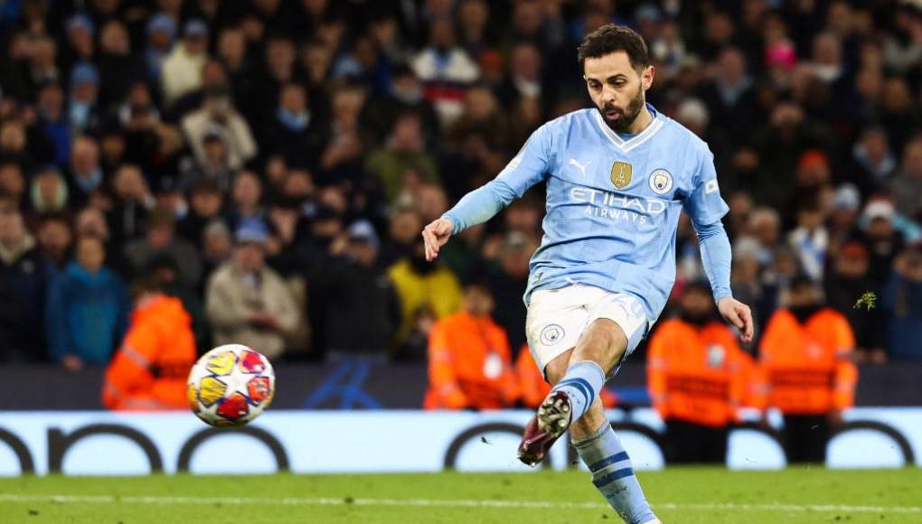 Según informa el diario Sport, Bernardo Silva quiere irse del Manchester City para jugar en el Barcelona en la próxima campaña.