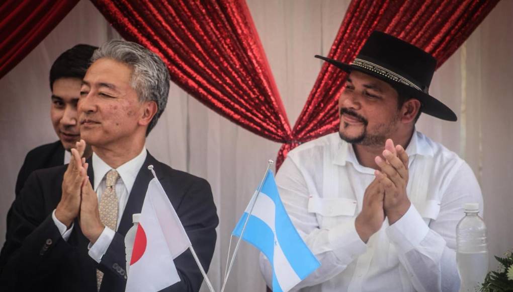 Quién es Cristhian Castillo, el joven alcalde acusado de narco