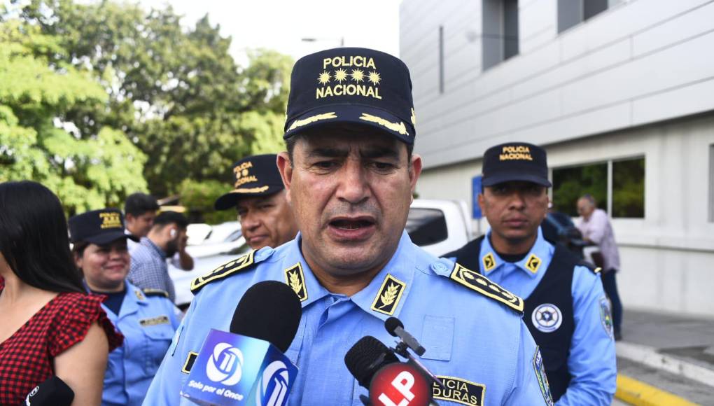 Eduardo Turcios, director de la Dirección Policial de Investigaciones (DPI), que dio declaraciones a los medios, indicó que en el caso intervino el Buró Federal de Investigaciones (FBI) de Estados Unidos. 