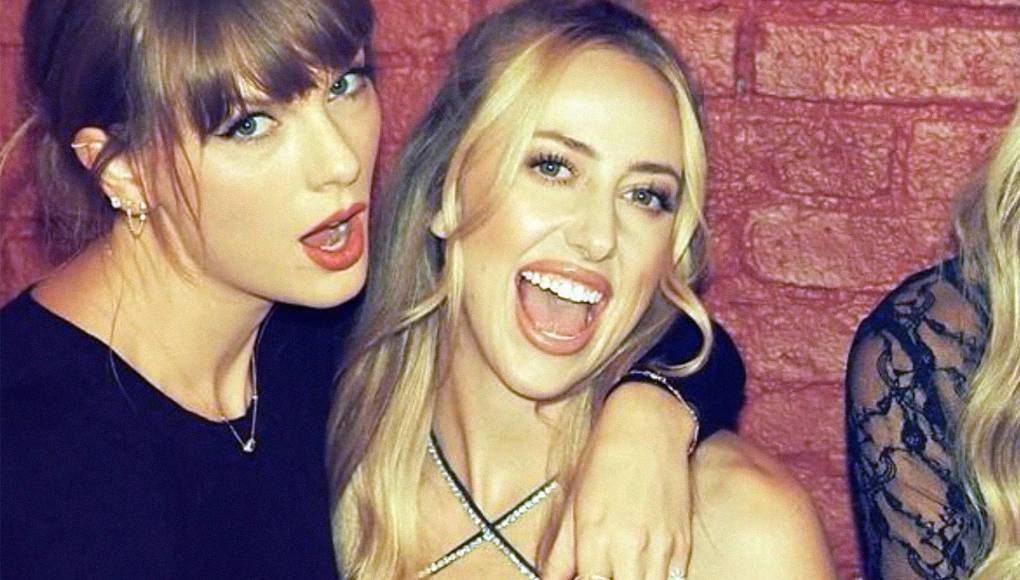 Patrick, de 28 años, y Travis, de 34 años, han sido amigos y compañeros de equipo durante años y Randi dice que salir con la superestrella no ha cambiado a Kelce.