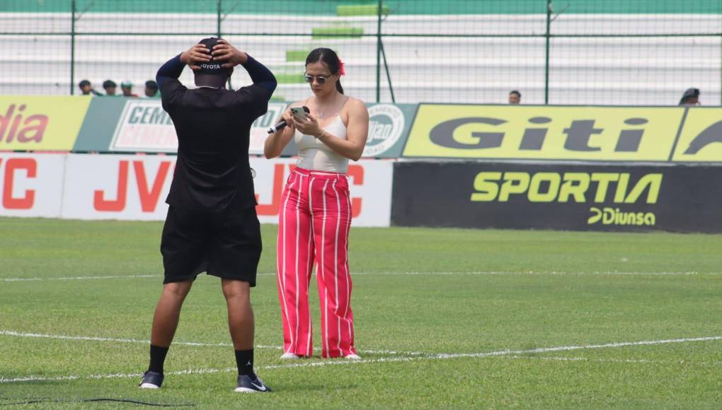 La periodista Isabel Zambrano arribó a San Pedro Sula.