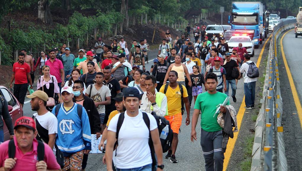 Gobierno de Biden dice que “frontera no está abierta” y pide a migrantes no ingresar a EEUU