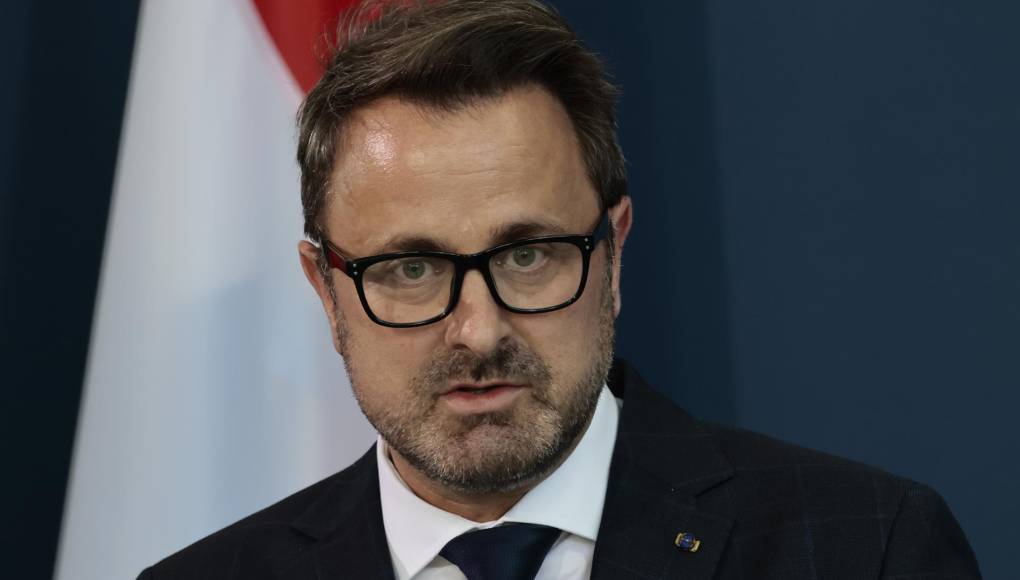 Luxemburgo dice a Putin que situación en Ucrania es intolerable y que negocie