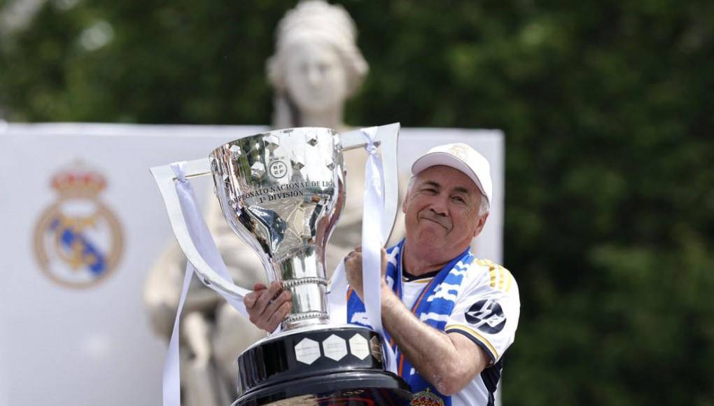 Ancelotti hizo una petición durante los festejos. 