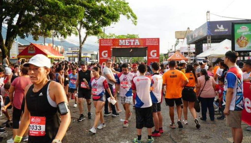 Patrocinadores y fuerzas vivas se lucieron en la Maratón de LA PRENSA