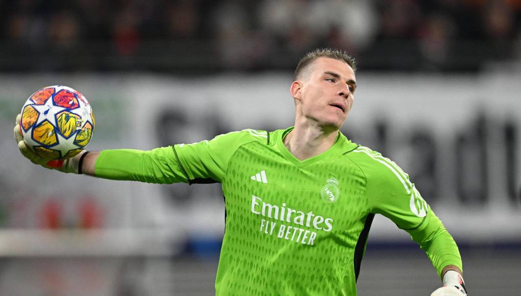 PORTERO: Andriy Lunin se mantiene firme en el 11 estelar del Real Madrid.