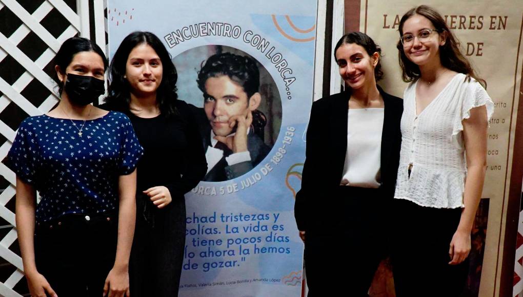 Lucía Bonilla, Amanda López, Valeria Simán y Maya Fiallos