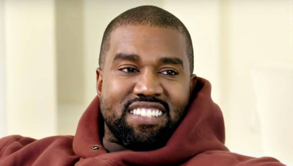 Según la denuncia, Phillips estaba a cargo de la supervisión de un proyecto de cultivo de algodón como parte de un plan para desarrollar una comunidad sostenible, pero también formó parte del equipo de trabajo de la escuela privada de Ye.